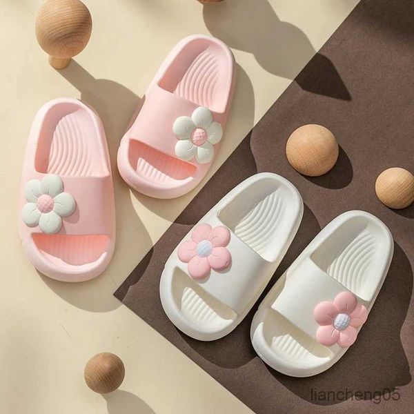 slipper summer children' girls flower slippers casual solid soft boys slippers breathable non-slip home bathroom slipper kids shoes r2, Black;grey
slipper summer children' girls flower slippers casual solid soft boys slippers breathable non-slip home bathroom slipper kids shoes r2, Black;grey