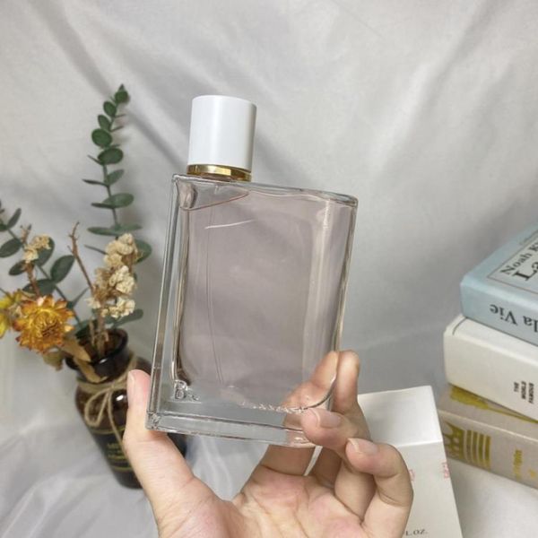 highend women her edp perfume good quality 100ml long lasting pleasant fragrance 33floz spray baberry fast delivery9988678
highend women her edp perfume good quality 100ml long lasting pleasant fragrance 33floz spray baberry fast delivery9988678