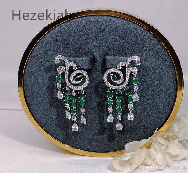 hezekiah 925 tremella needle noble earrings long section shiny tassel eardrop new plating dance party 4766593, Golden
hezekiah 925 tremella needle noble earrings long section shiny tassel eardrop new plating dance party 4766593, Golden