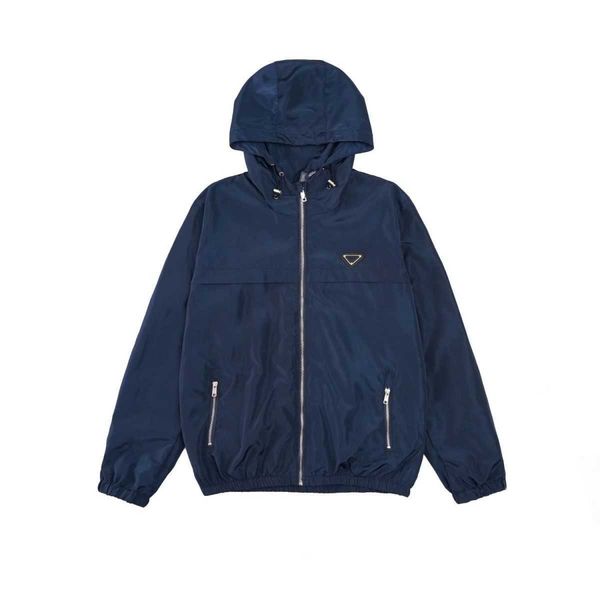 spring and summer hooded loose casual jacket , nylon fabric soft and comfortable, men and women the same, loose version of fashion., Black;brown
spring and summer hooded loose casual jacket , nylon fabric soft and comfortable, men and women the same, loose version of fashion., Black;brown