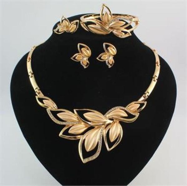 jewelry set fashion women 18k gold plated crystal leaves necklace ring earring bracelet wedding party jewellery sets1138253, Slivery;golden 
jewelry set fashion women 18k gold plated crystal leaves necklace ring earring bracelet wedding party jewellery sets1138253, Slivery;golden