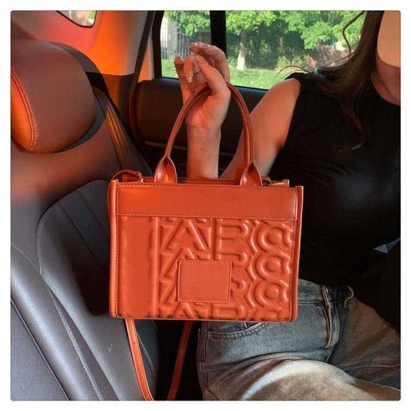 totes advanced texture 3d letter tote bag for women 2023 new trendy niche design single shoulder crossbody bag letter print bags 230710
totes advanced texture 3d letter tote bag for women 2023 new trendy niche design single shoulder crossbody bag letter print bags 230710