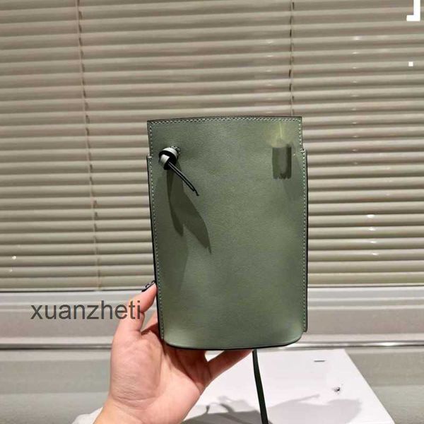 designer women's crossbody tote classic loewsbag bag 2023 totes ladies leather mobile letter single shoulder women bags large capacity
designer women's crossbody tote classic loewsbag bag 2023 totes ladies leather mobile letter single shoulder women bags large capacity