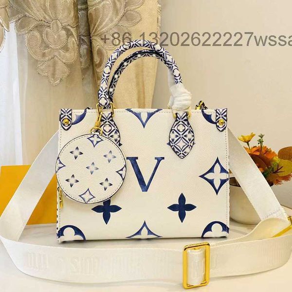the tote bag lady famous designer handbags shopping with small coin purse fashion large capacity shoulder bags embossed crossbody
the tote bag lady famous designer handbags shopping with small coin purse fashion large capacity shoulder bags embossed crossbody