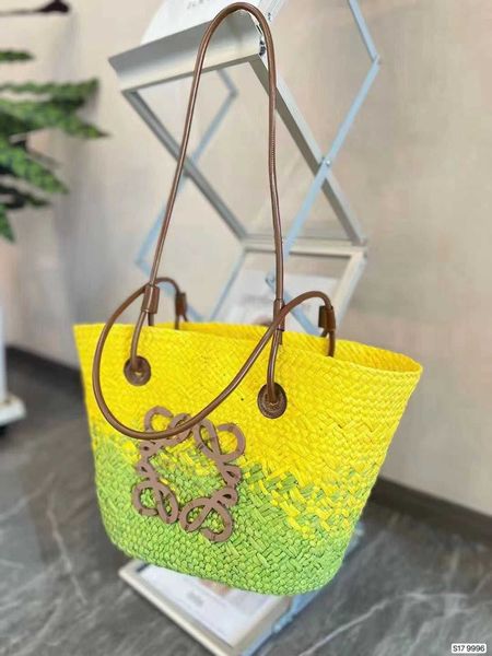 2022 spring/summer new fashion crochet handbag large capacity pgraphy holiday shopping straw woven bag
2022 spring/summer new fashion crochet handbag large capacity pgraphy holiday shopping straw woven bag