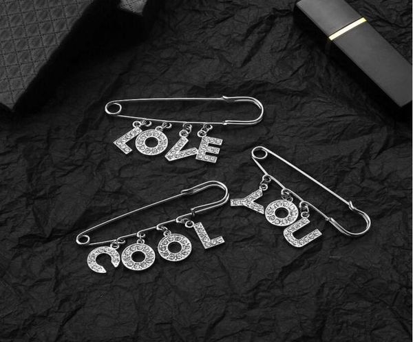 2021 korean letter brooch fashion trend metal simple rhinestone pendant tassel pin female fast delivery2931620, Gray
2021 korean letter brooch fashion trend metal simple rhinestone pendant tassel pin female fast delivery2931620, Gray
