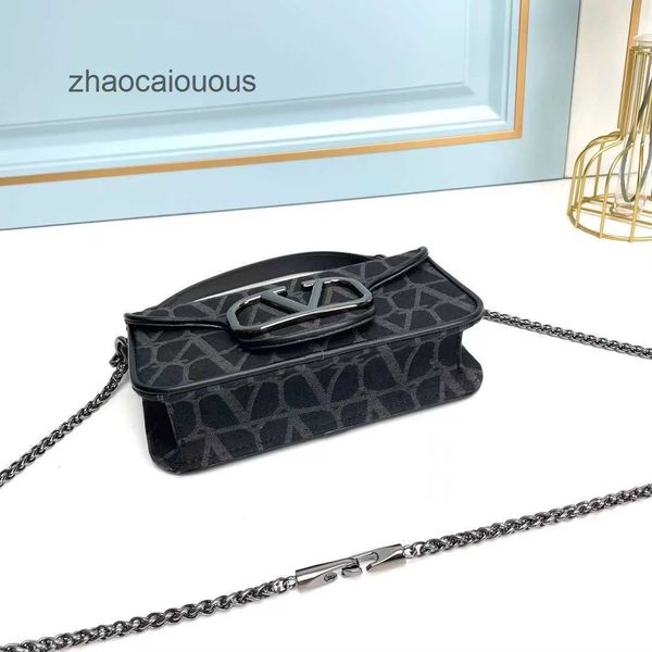 canvas shoulder valentins carrying bags handbag luxury cowhide handbags portable printed designer crossbody women's underarm chain zf1y
canvas shoulder valentins carrying bags handbag luxury cowhide handbags portable printed designer crossbody women's underarm chain zf1y