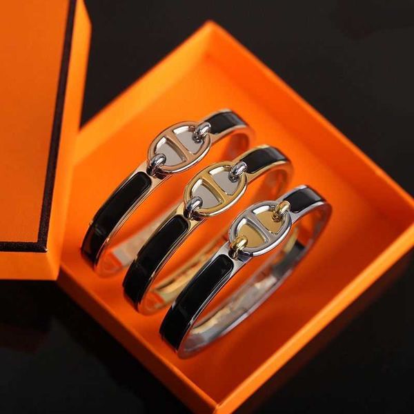 designer hemrres bracelet pig nose h enamel titanium steel electroplated 18k gold non fading high edition fashion jewelry 1 57d4, Black
designer hemrres bracelet pig nose h enamel titanium steel electroplated 18k gold non fading high edition fashion jewelry 1 57d4, Black
