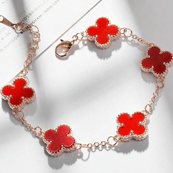 clover bracelet korean version bracelet female fashion bracelet net red swan four leaf clover rhinestone girlfriends student bracelet2023, Golden;silver
clover bracelet korean version bracelet female fashion bracelet net red swan four leaf clover rhinestone girlfriends student bracelet2023, Golden;silver