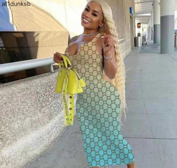 loose casual dresses v neck luxury letter printed new female casual ggity party beach dresses women, Black;gray
loose casual dresses v neck luxury letter printed new female casual ggity party beach dresses women, Black;gray