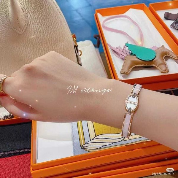 designer hemrres bracelet new h family enamel pig nose classic light luxury narrow edition simple and network red couple 0vo3, Black
designer hemrres bracelet new h family enamel pig nose classic light luxury narrow edition simple and network red couple 0vo3, Black