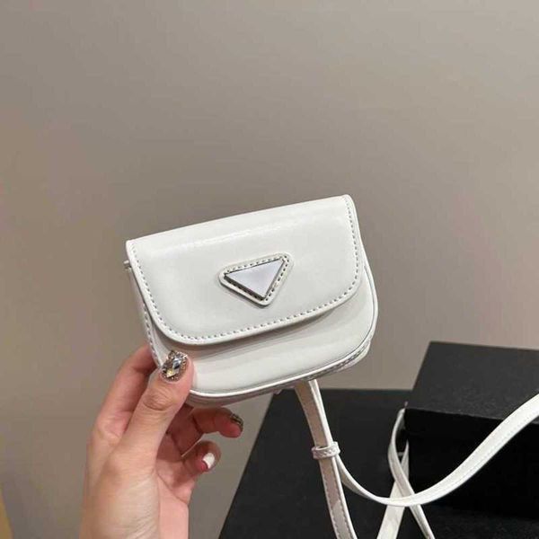 pd mini triangle shoulder bag women designer purse wallet women leather handbag crossbody bags cute simple pink messenger bag 230411
pd mini triangle shoulder bag women designer purse wallet women leather handbag crossbody bags cute simple pink messenger bag 230411