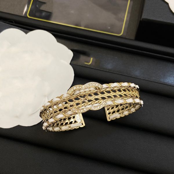luxury opening bangle designer women classic jewelry letter ccity woman men gold charm bracelets with box, Black
luxury opening bangle designer women classic jewelry letter ccity woman men gold charm bracelets with box, Black
