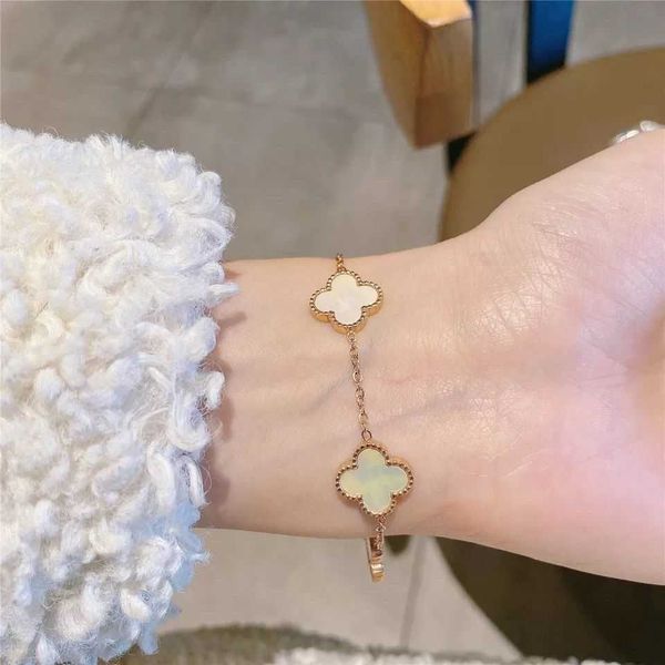 van clover bracelet designer four-leaf clover bracelet plated 18k rose gold five flowers simple personalized titanium steel ladies jewelry g, Golden;silver
van clover bracelet designer four-leaf clover bracelet plated 18k rose gold five flowers simple personalized titanium steel ladies jewelry g, Golden;silver