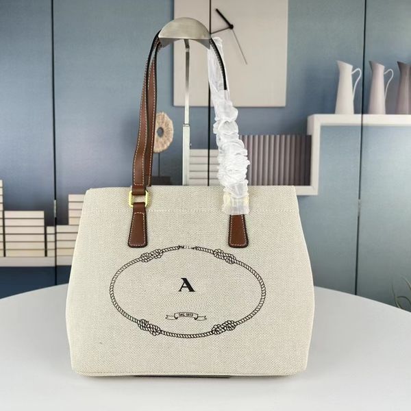 senior designer high-end imported canvas oxford material letter bag hand bag mobile phone pocket red envelope cosmetic bag large-capacity sh
senior designer high-end imported canvas oxford material letter bag hand bag mobile phone pocket red envelope cosmetic bag large-capacity sh