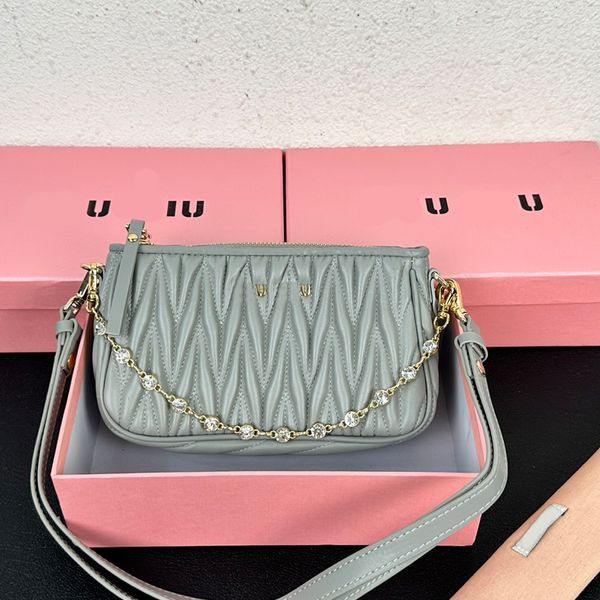 leather soft pleated handbag underarm bag shoulder crossbody bag classic metal letters water diamond chain zipper closure detachable adjusta
leather soft pleated handbag underarm bag shoulder crossbody bag classic metal letters water diamond chain zipper closure detachable adjusta