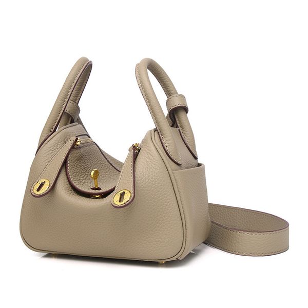 9a stylish design convenient large capacity leather hand sewn tote one shoulder cross body tote 
9a stylish design convenient large capacity leather hand sewn tote one shoulder cross body tote