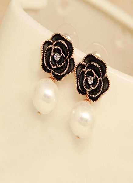 dangle chandelier design pearl pendant camellia earrings lady party wedding jewelry1510044, Silver
dangle chandelier design pearl pendant camellia earrings lady party wedding jewelry1510044, Silver