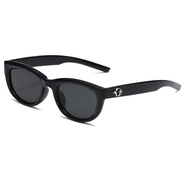 Designer GM sunglasses fashion luxury brand for men and women Individualized narrow frame with science technology sense Sunglasses
Designer GM sunglasses fashion luxury brand for men and women Individualized narrow frame with science technology sense Sunglasses