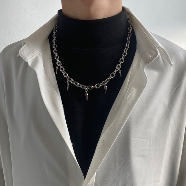titanium steel necklace men's fashion necklace punk hip-hop tassel rivet jewelry niche design with cool style collarbone chain that is, Golden;silver
titanium steel necklace men's fashion necklace punk hip-hop tassel rivet jewelry niche design with cool style collarbone chain that is, Golden;silver