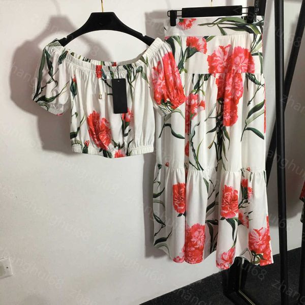 23ss womens designer clothing skirt set sicilian holiday style red flower print short sleeve line neck strapless high waist hemline skirt se, White
23ss womens designer clothing skirt set sicilian holiday style red flower print short sleeve line neck strapless high waist hemline skirt se, White