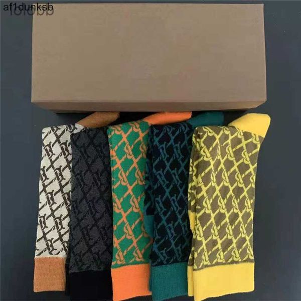 stocking striped skateboard ggity casual hosiery classic plaid socks letter hip hop stockings women street with sock female box fashion 3vcj, Black;white
stocking striped skateboard ggity casual hosiery classic plaid socks letter hip hop stockings women street with sock female box fashion 3vcj, Black;white