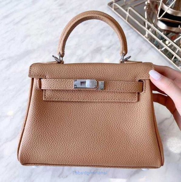 luxury genuine leather crossbody shoulder bags elegant totes authentic french paris h brand kellies 18cm 22cm 25cm 28cm new fashion handbags
luxury genuine leather crossbody shoulder bags elegant totes authentic french paris h brand kellies 18cm 22cm 25cm 28cm new fashion handbags