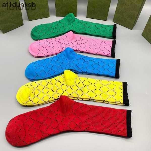 g women mixed cotton streetwear ggity men's sock for mens and wool design sports hosiery 5 color embroidery loading socks 5pcs one box, Black
g women mixed cotton streetwear ggity men's sock for mens and wool design sports hosiery 5 color embroidery loading socks 5pcs one box, Black