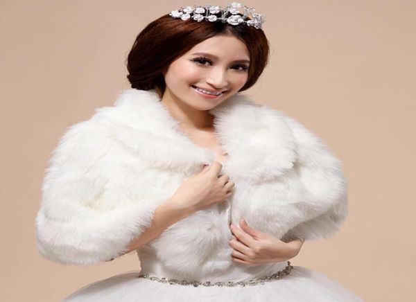 luxury warm white wedding bridal fur jackets faux furs winter bridal accessories collar wrap 20161470299
luxury warm white wedding bridal fur jackets faux furs winter bridal accessories collar wrap 20161470299