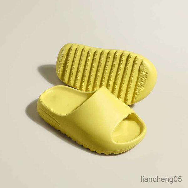 slipper baby toddler kids adults slip-on sandals boys girls sandals beach summer slides bone resin lightweight water slippers r230805, Black;grey
slipper baby toddler kids adults slip-on sandals boys girls sandals beach summer slides bone resin lightweight water slippers r230805, Black;grey
