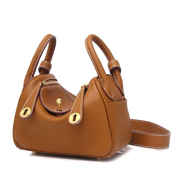 9a wholesale custom premium fashion mini shoulder tote leather hand sewn ladies handbag
9a wholesale custom premium fashion mini shoulder tote leather hand sewn ladies handbag