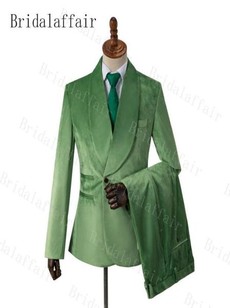 gwenhwyfar shawl lapel light green pink red black ivory velvet men suits wedding mens prom dress tuxedos jacketpantsvest1308498, Black;gray
gwenhwyfar shawl lapel light green pink red black ivory velvet men suits wedding mens prom dress tuxedos jacketpantsvest1308498, Black;gray