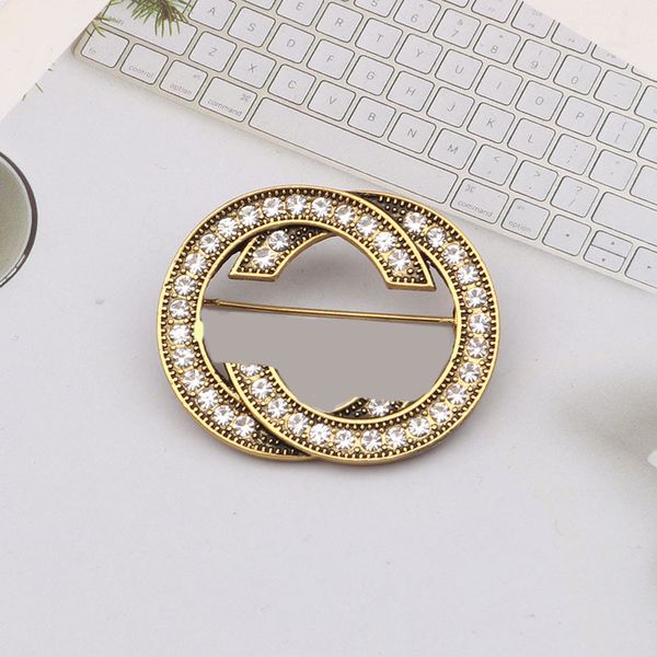 retro elegant brand design brooches g double letters brooch suit pin fashion jewelry clothing decoration accessoriesy 20style, Gray
retro elegant brand design brooches g double letters brooch suit pin fashion jewelry clothing decoration accessoriesy 20style, Gray