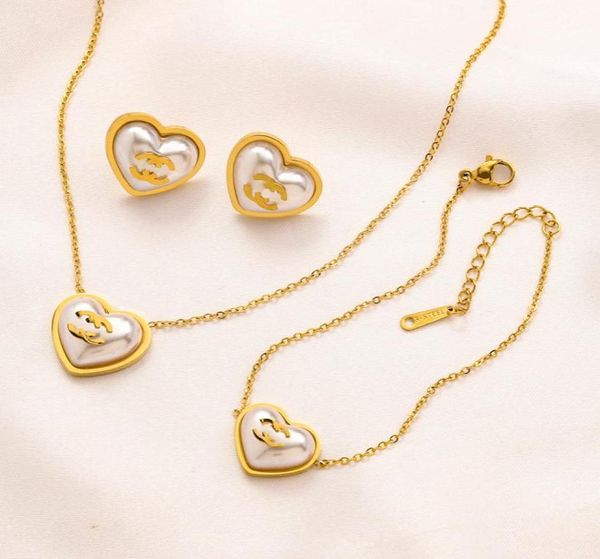 18k gold plated pendant necklaces luxury brand designers pearl couple circle fashion women stainless steel necklaces wedding party9650933, Silver
18k gold plated pendant necklaces luxury brand designers pearl couple circle fashion women stainless steel necklaces wedding party9650933, Silver