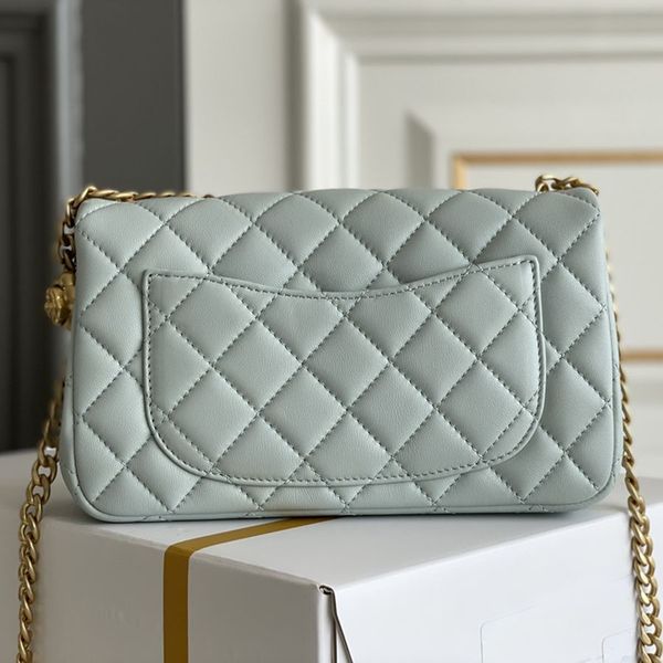 classic cf camellia mini flap handbag caviar designer bag totes quilted bags plaid chain cowhide leather solid hasp love heart cross body sh
classic cf camellia mini flap handbag caviar designer bag totes quilted bags plaid chain cowhide leather solid hasp love heart cross body sh
