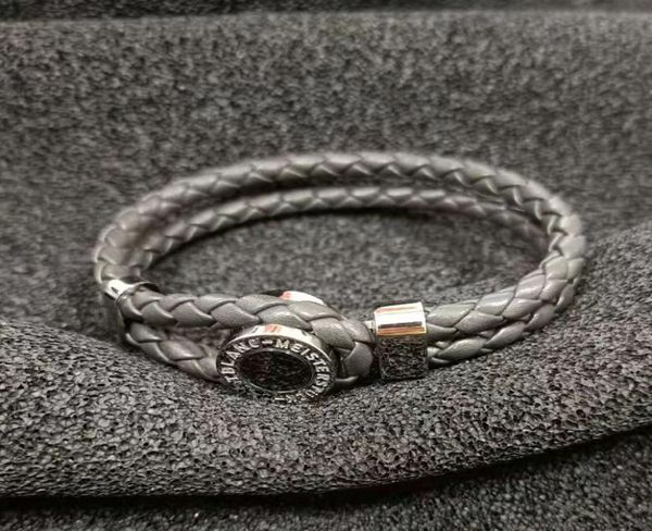 fashion men classical genuine leather bracelets made of stainless steel setting agate stone length 2050cm no with box6585009, Black
fashion men classical genuine leather bracelets made of stainless steel setting agate stone length 2050cm no with box6585009, Black
