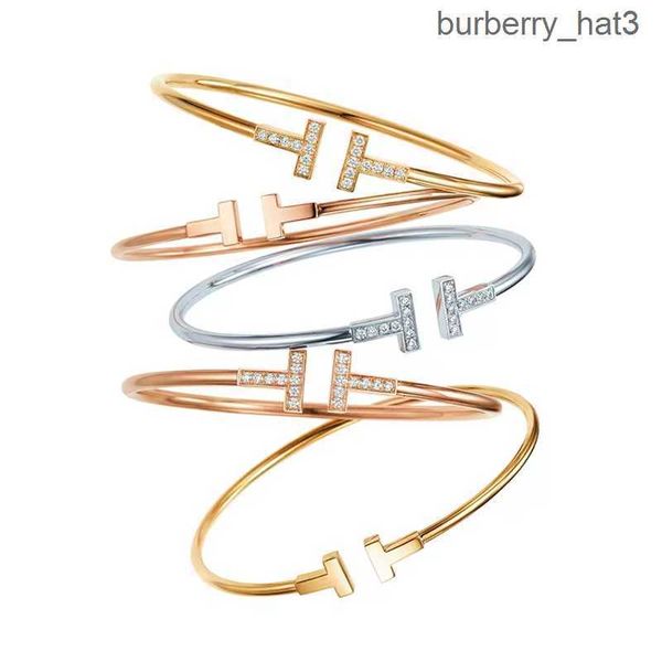 luxury designers heart gold bracelet women charm bracelet trend fashion studded with diamonds bangle bracelets boutique gift jewelry good ni, Black
luxury designers heart gold bracelet women charm bracelet trend fashion studded with diamonds bangle bracelets boutique gift jewelry good ni, Black