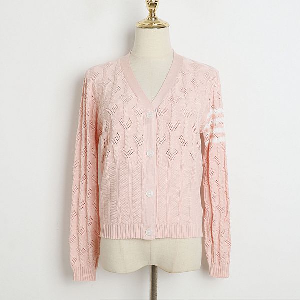 713 2023 runway spring brand same style sweater striped long sleeve v neck white pink black cardigan fashion clothes womens dl82, White;black
713 2023 runway spring brand same style sweater striped long sleeve v neck white pink black cardigan fashion clothes womens dl82, White;black