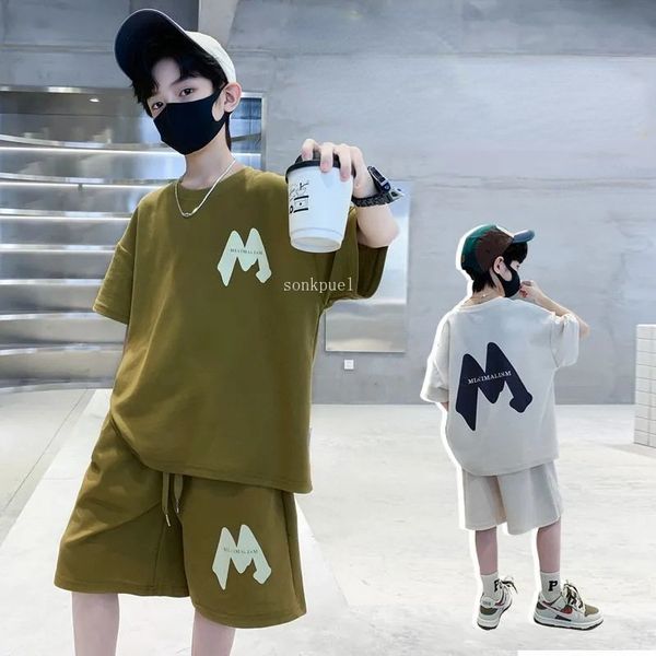 clothing sets 2pc boys clothes set summer kids short sleeve letter loose tshirt shorts sport casual outfits for teenage boy 230718, White
clothing sets 2pc boys clothes set summer kids short sleeve letter loose tshirt shorts sport casual outfits for teenage boy 230718, White