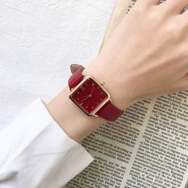 a0w8 watch women fashion square women quartz watch simple retro design watches for women leather band womens watches reloj de mujer z778 3hc, Slivery;golden
a0w8 watch women fashion square women quartz watch simple retro design watches for women leather band womens watches reloj de mujer z778 3hc, Slivery;golden