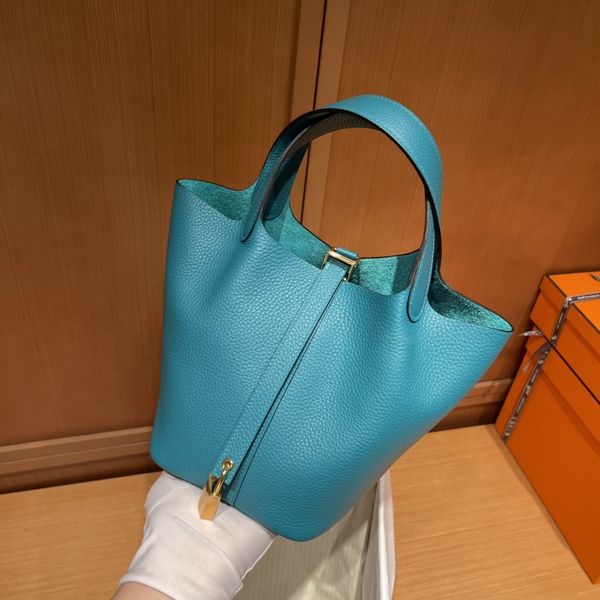 9a all genuine leather handstitched luxury brand handbag brand designer classic soft leather bucket bag
9a all genuine leather handstitched luxury brand handbag brand designer classic soft leather bucket bag