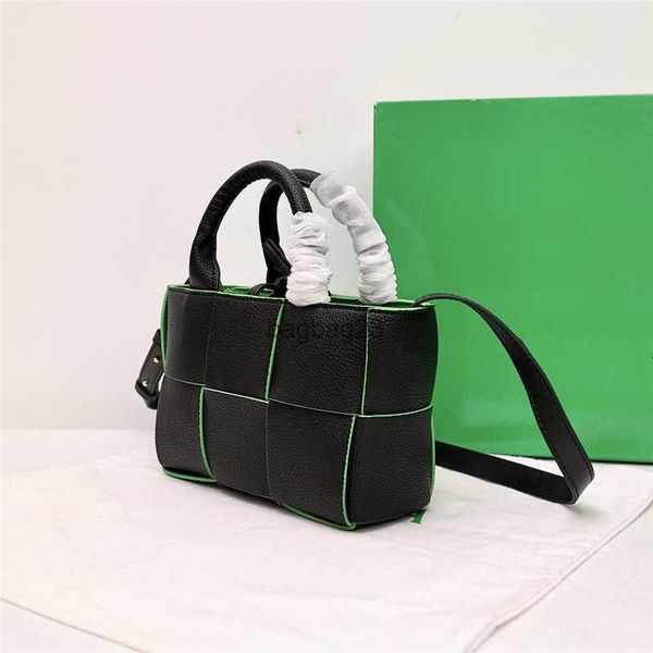 one 2023 tote bag women's girl cowhide designer leisure bags knitted venetas ladies handheld bottegaz shoulder arco totes shopping 062v
one 2023 tote bag women's girl cowhide designer leisure bags knitted venetas ladies handheld bottegaz shoulder arco totes shopping 062v