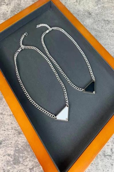 2021 p letter black and white titanium steel necklaces ship pendant net celebrity trend designer women men necklace7361274, Silver
2021 p letter black and white titanium steel necklaces ship pendant net celebrity trend designer women men necklace7361274, Silver