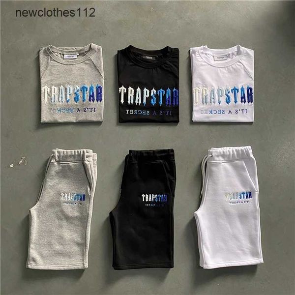 men's trapstar t shirt set letter embroidered tracksuit short sleeve plush shortsmotion current203, Gray
men's trapstar t shirt set letter embroidered tracksuit short sleeve plush shortsmotion current203, Gray