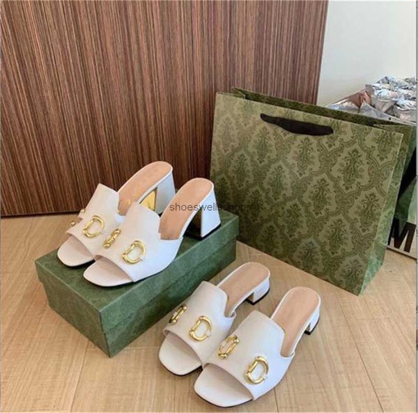 2022 new designer women sandal platform slipper mule summer heightening heel height thick slippers slides flip flops womens beach outdoor sa, Black
2022 new designer women sandal platform slipper mule summer heightening heel height thick slippers slides flip flops womens beach outdoor sa, Black