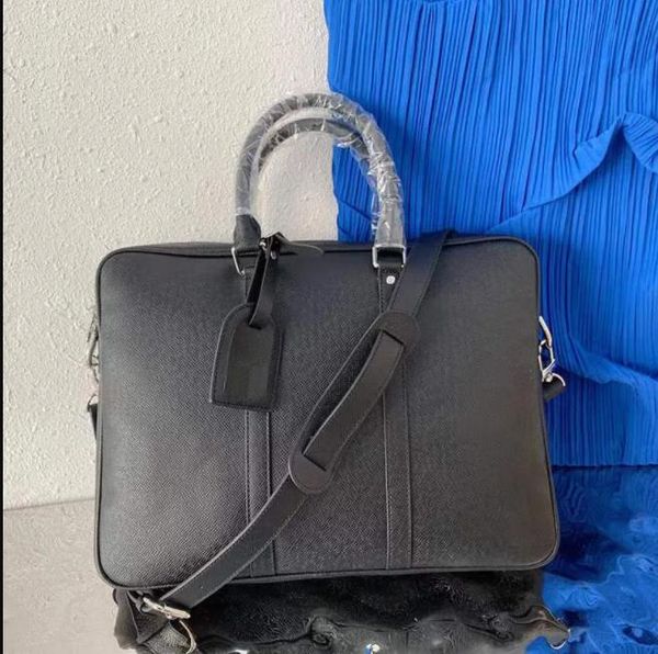 luxurys designers bags briefcase men business package sale lapbag leather handbag messenger high capacity shoulder handbags versatile style
luxurys designers bags briefcase men business package sale lapbag leather handbag messenger high capacity shoulder handbags versatile style