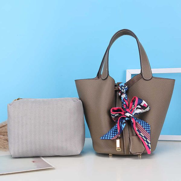 high original h ermes vegetable basket bags online shop 2023 new leather vegetable bag fashion casual bucket layer handbag versatile simp wi
high original h ermes vegetable basket bags online shop 2023 new leather vegetable bag fashion casual bucket layer handbag versatile simp wi