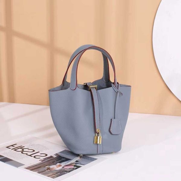 brand designer vegetable basket bags for women leather basket bag small design 2023 new togo layer cowhide womens large capacity portable wi
brand designer vegetable basket bags for women leather basket bag small design 2023 new togo layer cowhide womens large capacity portable wi