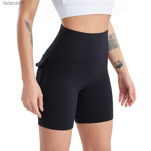 women high waist shorts seamless tights hip lifting fifth pants quick dry short leggings clothing yoga running s l230621, White;black
women high waist shorts seamless tights hip lifting fifth pants quick dry short leggings clothing yoga running s l230621, White;black