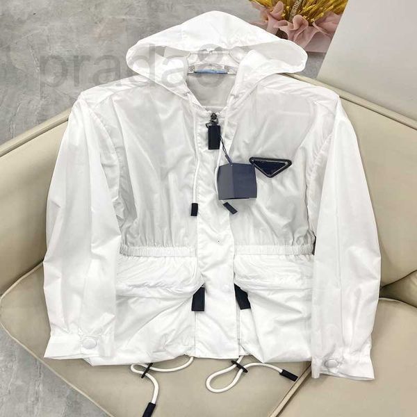 women's jackets designer men sunscreen coat black white and women style spring summer autumn long-sleeved inverted triangle element 23r, Black;brown
women's jackets designer men sunscreen coat black white and women style spring summer autumn long-sleeved inverted triangle element 23r, Black;brown